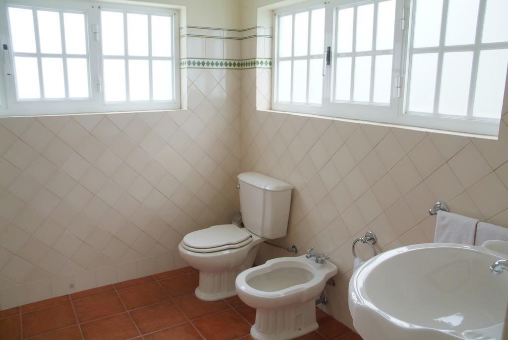 Отель Quinta Das Vessadas Каштелу-ди-Пайва Экстерьер фото